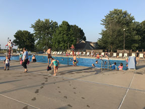 Metamora Pool Party celebrates reading accomplishments